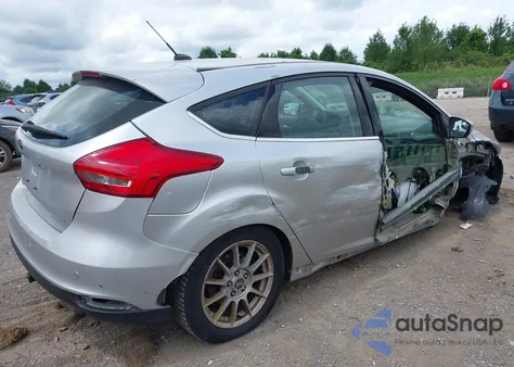 2017 Ford Focus Titanium z USA, uszkodzony, nr VIN 1FADP3N26HL316933
